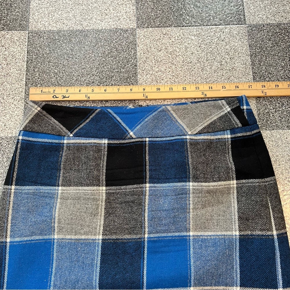 Talbots Buffalo Plaid Wool Blend Mini Pencil Skirt- Blue and Grey Size 8 - Picture 5 of 8